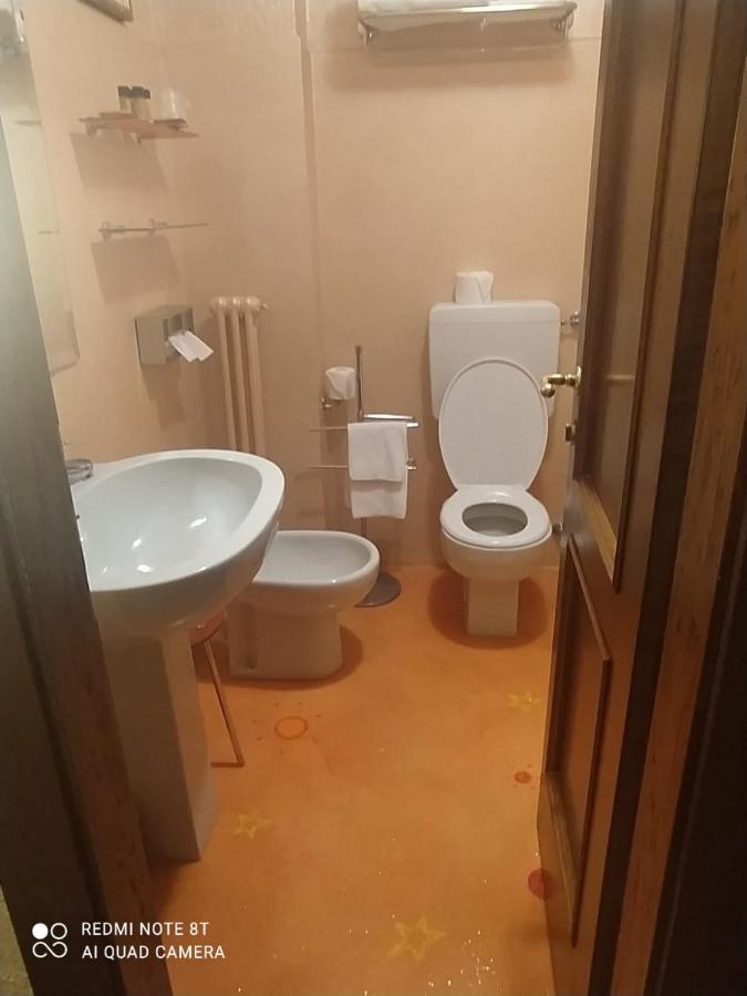 Hotel Punta Maquignaz 布勒伊-切尔维尼亚 外观 照片