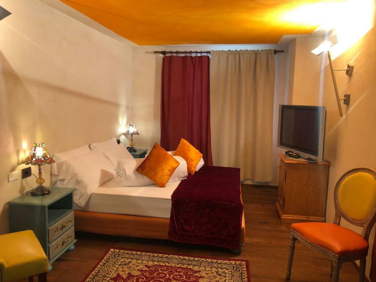 Hotel Punta Maquignaz 布勒伊-切尔维尼亚 外观 照片