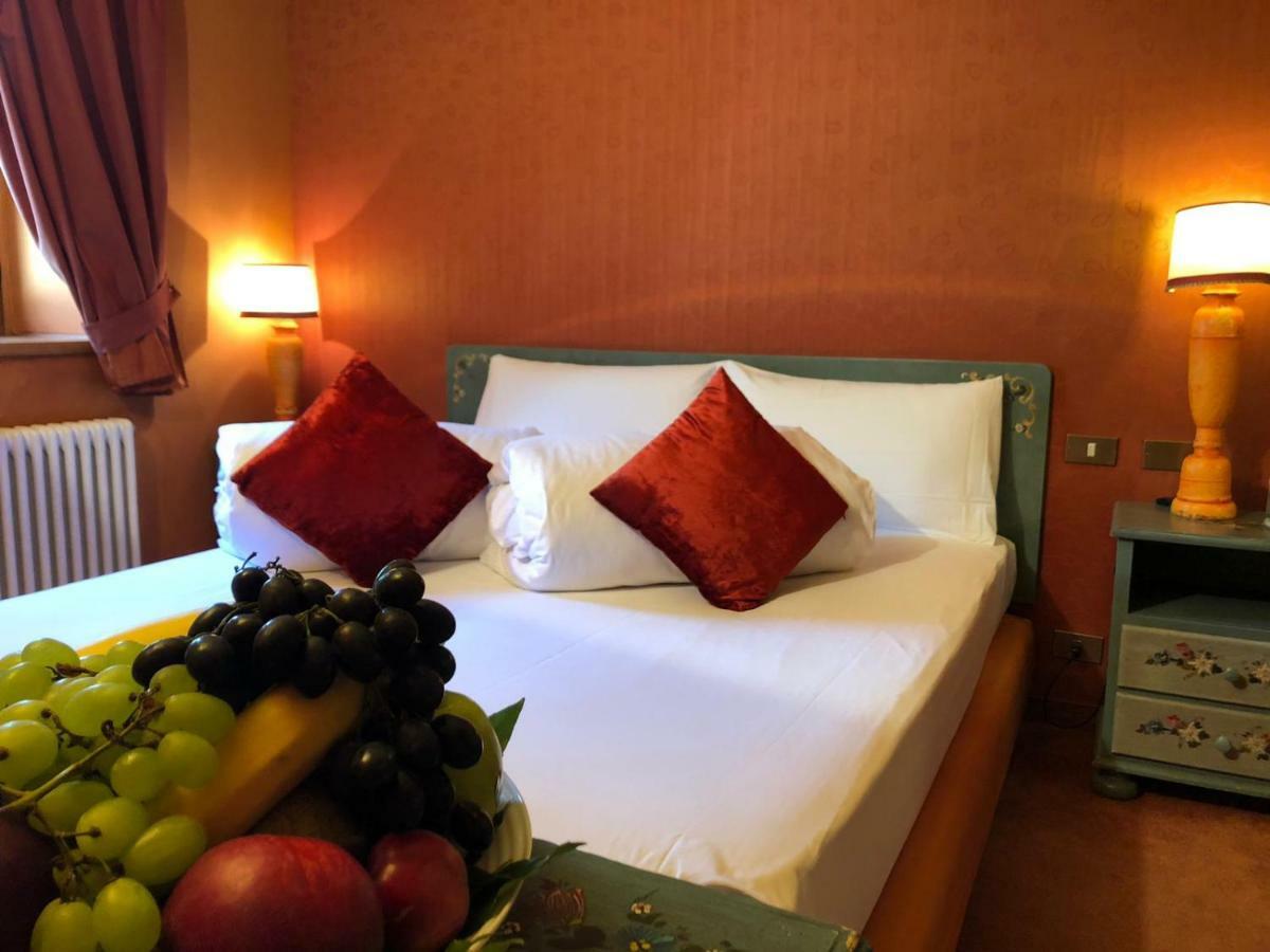 Hotel Punta Maquignaz 布勒伊-切尔维尼亚 外观 照片